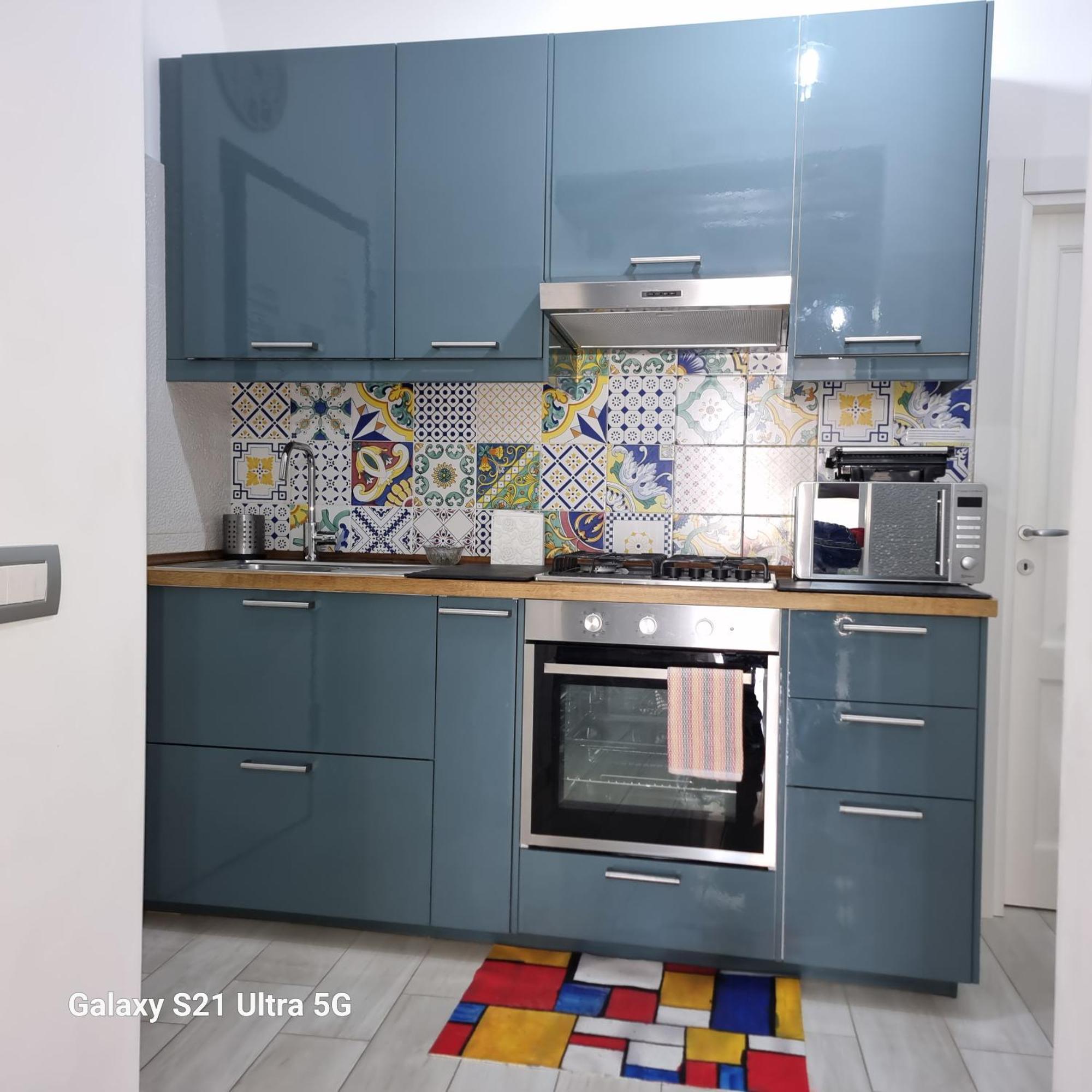 Al Teatro Verdi Luxury Apartment Salerno Eksteriør billede