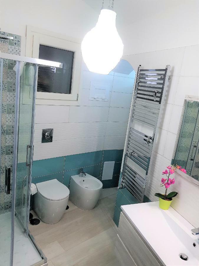 Al Teatro Verdi Luxury Apartment Salerno Eksteriør billede